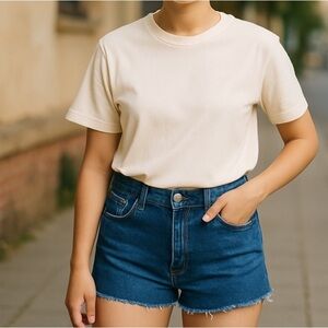 St. John’s Bay Vintage DIY Cutoff Mom Raw Hem Denim Jeans‎